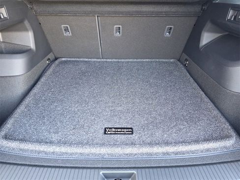 New 2026 Volkswagen Tiguan SEL R-Line image 24