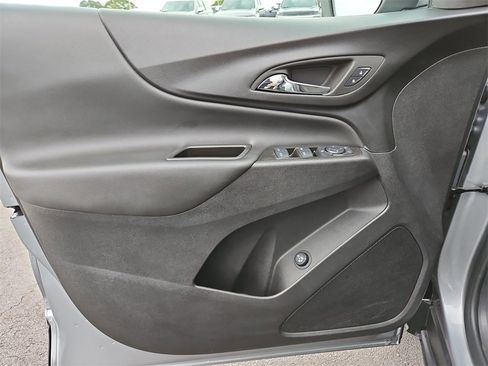 Certified 2024 Chevrolet Equinox LT image 22