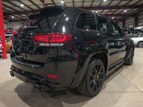 Used 2018 Jeep Grand Cherokee Trackhawk image 8