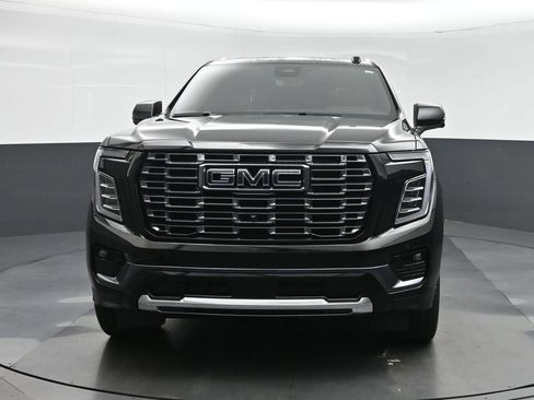 Used 2026 GMC Yukon XL Denali Ultimate AWD/4WD image 2