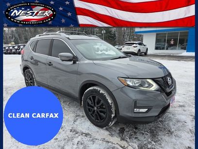 Used 2017 Nissan Rogue SV