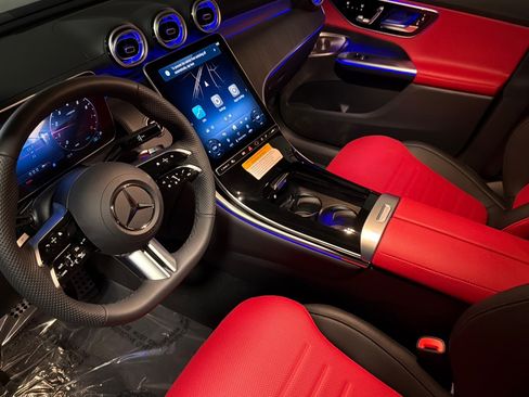 New 2026 Mercedes-Benz GLC 300 image 9