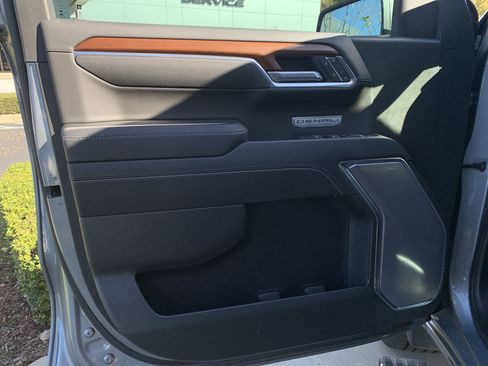 Used 2023 GMC Sierra 1500 Denali w/ Denali Reserve Package image 14