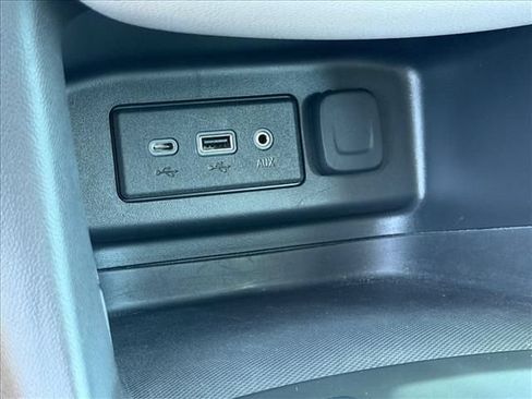 Used 2023 Chevrolet Equinox LS w/ Driver Confidence II Package FWD image 21