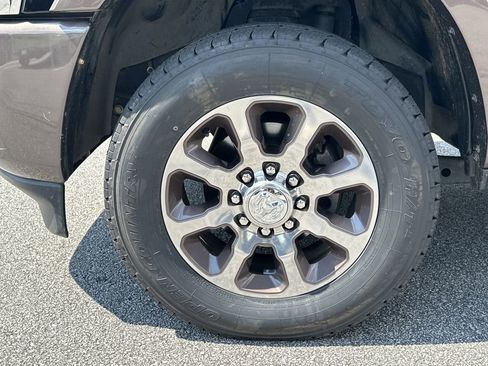 Used 2021 RAM 2500 Limited image 10