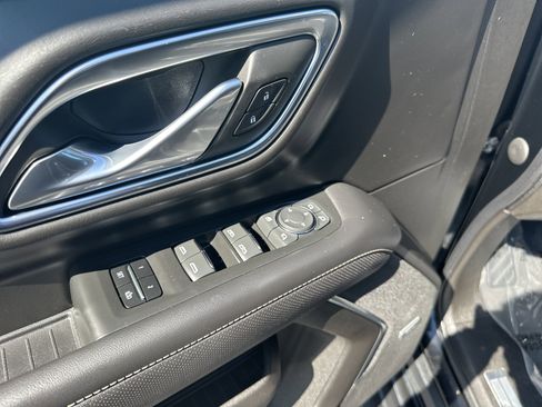 Used 2021 Chevrolet Tahoe Premier image 11