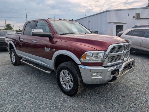 Used 2017 RAM 2500 Laramie w/ Snow Chief Group AWD/4WD image 7