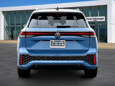 New 2026 Volkswagen Tiguan SE R-Line image 7