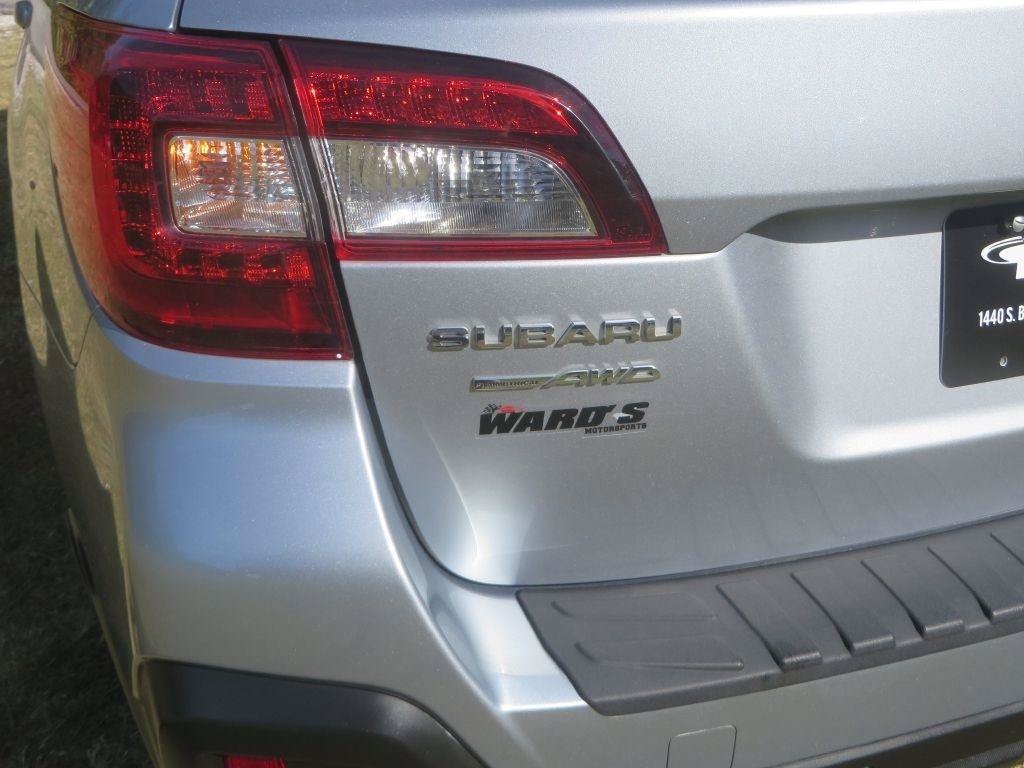 Used 2019 Subaru Outback 2.5i Limited AWD/4WD image 10