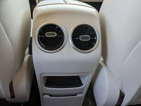 Certified 2023 Mercedes-Benz GLA 250 image 16