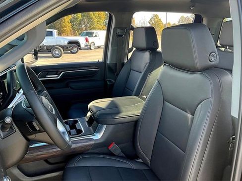 New 2026 GMC Sierra 2500 SLT w/ SLT Convenience Package image 9