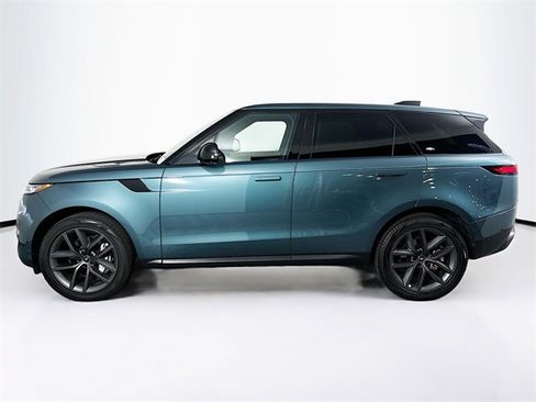 Used 2025 Land Rover Range Rover Sport SE image 8