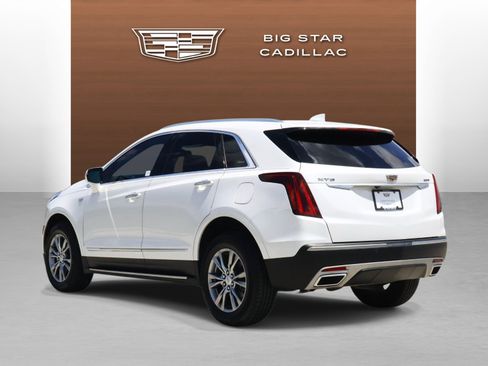 Used 2022 Cadillac XT5 Premium Luxury FWD image 3
