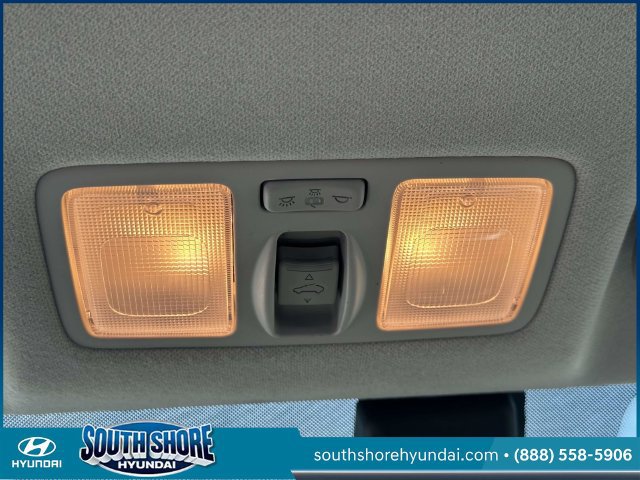 Certified 2024 Hyundai Venue SEL FWD image 35