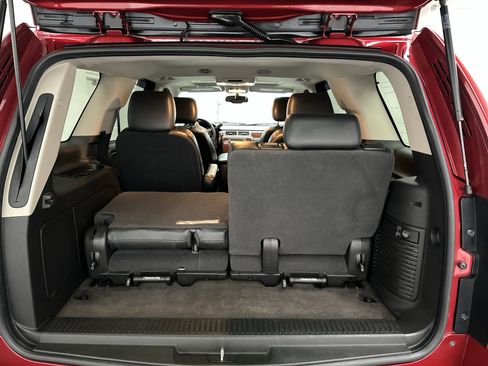 Used 2012 Chevrolet Tahoe LTZ image 17