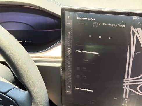 Used 2024 Tesla Model X AWD/4WD image 19