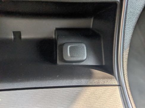 Used 2017 Chevrolet Impala LS w/ Protection Package FWD image 24