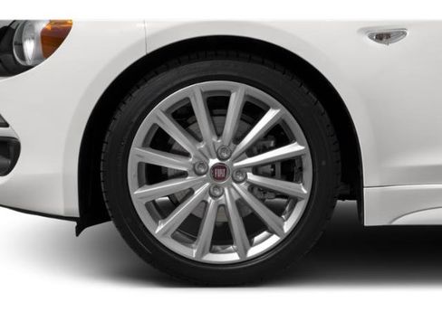 Used 2020 FIAT 124 Spider Abarth w/ Navigation & Sound Group RWD image 11