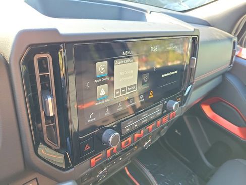Used 2025 Nissan Frontier Pro-X w/ Pro Convenience Package RWD image 26