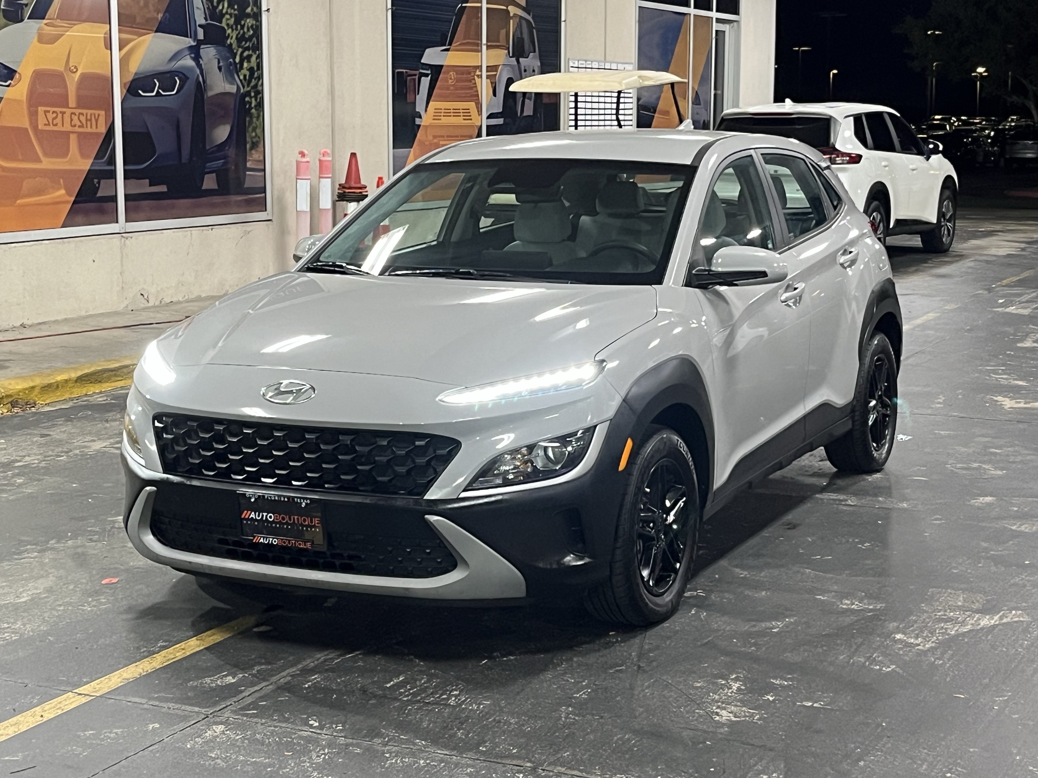 Used 2022 Hyundai Kona SE AWD/4WD image 5