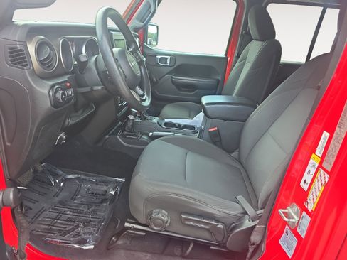 Used 2018 Jeep Wrangler Unlimited Sport image 20