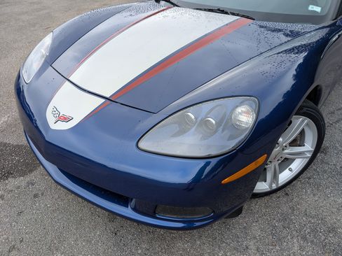 Used 2007 Chevrolet Corvette Coupe w/ Preferred Equipment Group RWD image 13