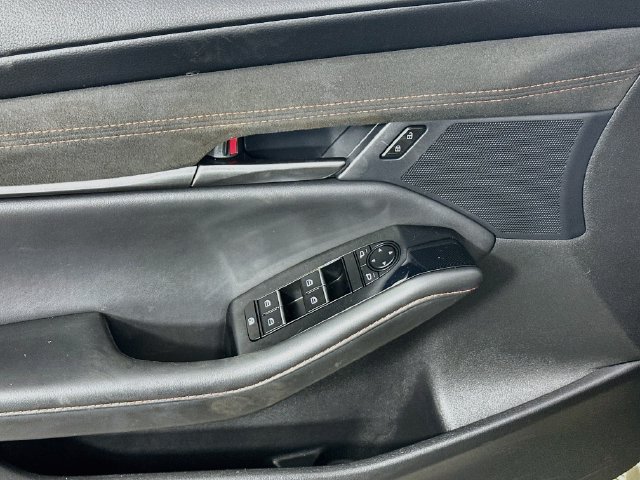 Used 2024 MAZDA MAZDA3 s AWD/4WD image 25