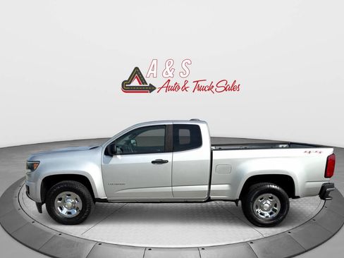 Used 2017 Chevrolet Colorado W/T w/ WT Convenience Package AWD/4WD image 5