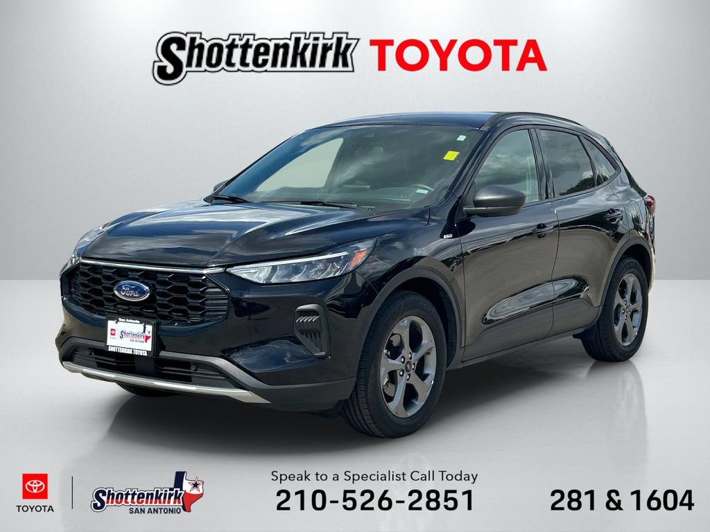 Used 2025 Ford Escape ST-Line FWD image 1