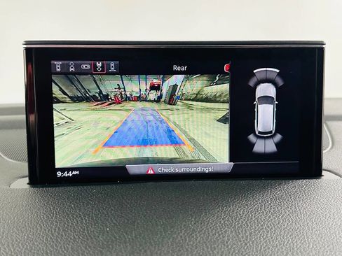 Used 2017 Audi Q7 3.0T Premium Plus AWD/4WD image 14