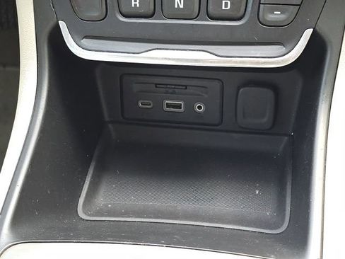 Used 2019 GMC Terrain Denali image 38