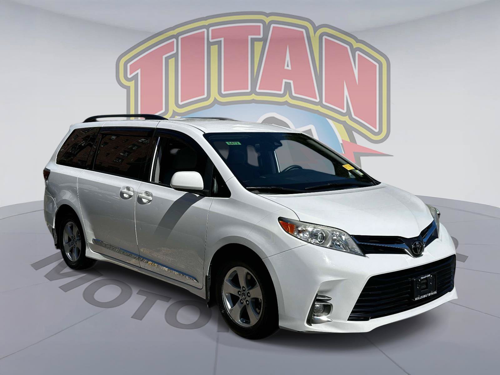 Certified 2020 Toyota Sienna LE FWD image 1