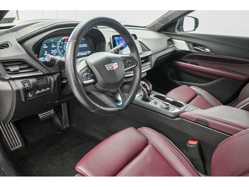 Used 2023 Cadillac CT4 V w/ LPO, ONYX Package image 32
