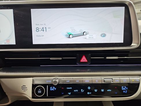 Used 2023 Hyundai Ioniq 6 SEL AWD/4WD image 9
