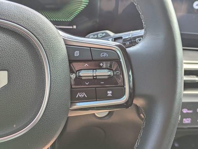 Used 2025 Kia Sorento EX w/ Panoramic Sunroof Package FWD image 38