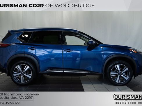Used 2023 Nissan Rogue Platinum AWD/4WD image 3