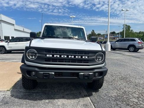 Used 2024 Ford Bronco Black Diamond AWD/4WD image 3