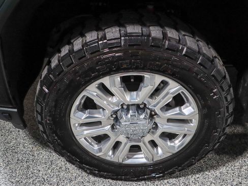 Used 2021 GMC Sierra 2500 Denali w/ Denali Ultimate Package AWD/4WD image 11