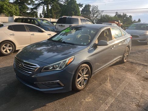 Used 2015 Hyundai Sonata SE FWD image 3