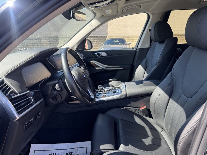 Used 2020 BMW X7 xDrive40i w/ Premium Package AWD/4WD image 21