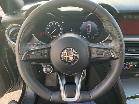 Used 2024 Alfa Romeo Stelvio Ti w/ Performance Driving Package image 22