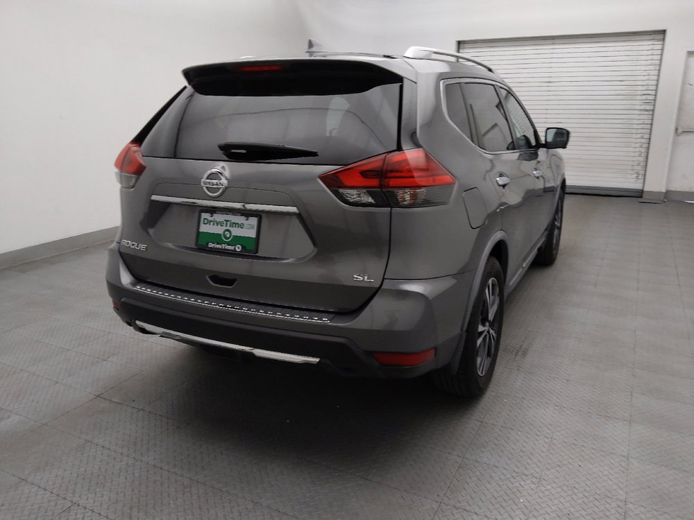 Used 2017 Nissan Rogue SL FWD image 7