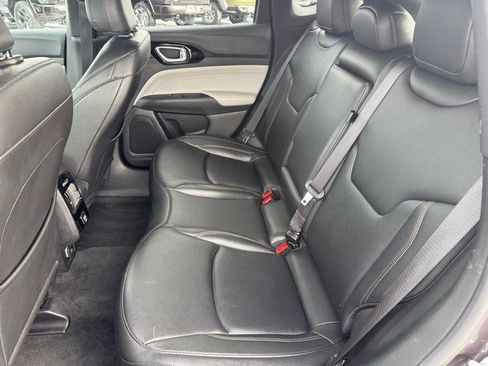 Used 2024 Jeep Compass Limited AWD/4WD image 8