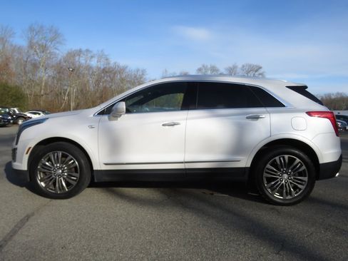Used 2017 Cadillac XT5 Premium Luxury image 9