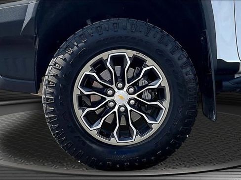Used 2017 Chevrolet Colorado ZR2 AWD/4WD image 34