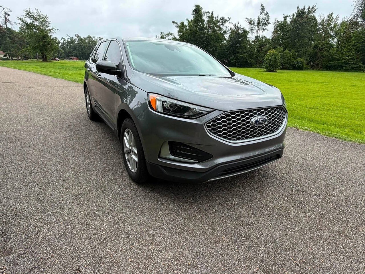 Used 2023 Ford Edge SEL AWD/4WD image 10