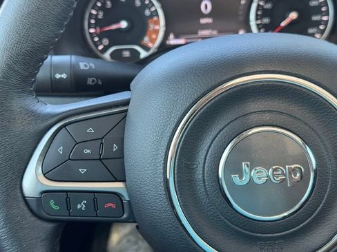 Certified 2022 Jeep Renegade Limited w/ Sun, Sound & Wheels Group AWD/4WD image 24