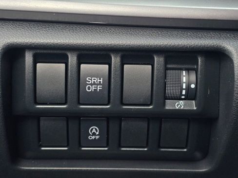 Used 2021 Subaru Forester Premium image 27