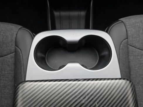 Used 2026 Tesla Model Y AWD image 46