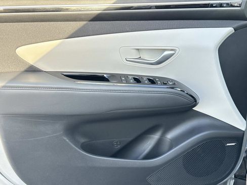 Used 2023 Hyundai Tucson Limited image 17